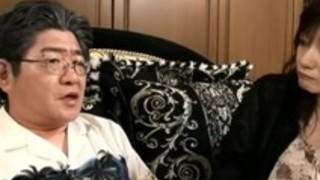 【六十路】熟女化粧がケバイ還暦おばさんをオヤジがバイブ攻撃!熟した色気でオヤジを挑発し興奮したオヤジがババアに反撃ww 【六十路】熟女化粧がケバイ還暦おばさんをオヤジがバイブ攻撃!熟した色気でオヤジを挑発し興奮したオヤジがババアに反撃ww