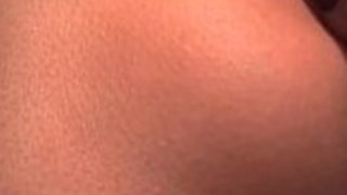 かわいいジャップスクールベイビー、小さなおっぱいでコックヘアを弄ぶ かわいいジャップスクールベイビー、小さなおっぱいでコックヘアを弄ぶ