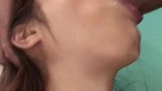 オリエンタルベイビーはあまりにも飲み込んでドリルを2つの雄鶏を取得します オリエンタルベイビーはあまりにも飲み込んでドリルを2つの雄鶏を取得します