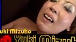 みずほゆきは、毛づくれのあるサクラを空腹で飼っている。 みずほゆきは、毛づくれのあるサクラを空腹で飼っている。