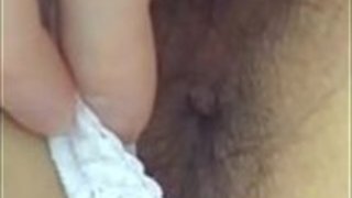 美しいアジアの女子高生は背後から打ちました 美しいアジアの女子高生は背後から打ちました