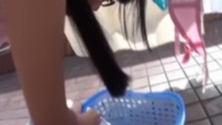 ネガネを掛けたスレンダー巨乳でパイパンの女の子がおオマ○コを指マンされやられちゃった ネガネを掛けたスレンダー巨乳でパイパンの女の子がおオマ○コを指マンされやられちゃった