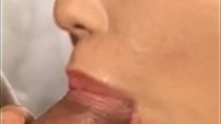 東洋のベイビーは、ダブルBJの後にcreampied 東洋のベイビーは、ダブルBJの後にcreampied