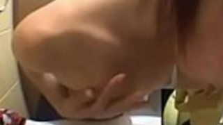 ここのトイレの洗面台の使い方 ここのトイレの洗面台の使い方