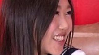 彼女はプッシーを押したことが大好きです 彼女はプッシーを押したことが大好きです