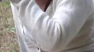 パンティーを通じたアジアの小便 パンティーを通じたアジアの小便