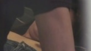 日本人の十代の女の子が吸う 日本人の十代の女の子が吸う