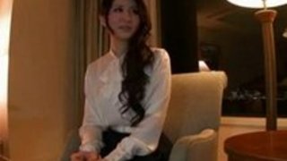 綺麗なお顔をザーメンで汚された美人セレブ妻(25) 綺麗なお顔をザーメンで汚された美人セレブ妻(25)