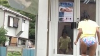 【素人エロマッサージ】パイパンで水着姿の素人の、エロマッサージセックス手マンプレイがエロい!! 【素人エロマッサージ】パイパンで水着姿の素人の、エロマッサージセックス手マンプレイがエロい!!