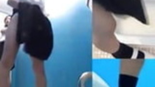 トイレットペーパーの日本の女の子 トイレットペーパーの日本の女の子