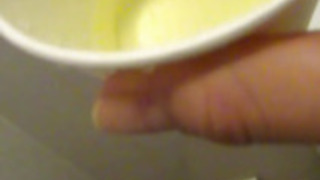 日本の女の子は、POVを小便します 日本の女の子は、POVを小便します