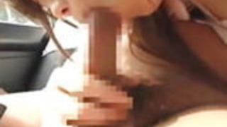 タクシーで車のフェラチオ、口で支払う タクシーで車のフェラチオ、口で支払う