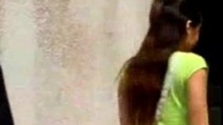 団地妻は不倫相手の男性と団地の階段で露出プレイ! 団地妻は不倫相手の男性と団地の階段で露出プレイ!