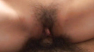 エッチなブルネットのベイビーは、彼女のオルガスムを残し性交を持っています エッチなブルネットのベイビーは、彼女のオルガスムを残し性交を持っています