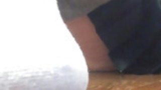 彼女のパンティーを湿潤アジアの真の絶望 彼女のパンティーを湿潤アジアの真の絶望