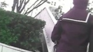 JKスタイルスカートが風によって引き起こされます JKスタイルスカートが風によって引き起こされます