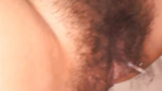 美咲沙耶は指亀裂にし、落ちたことにより、口の中で犯されます 美咲沙耶は指亀裂にし、落ちたことにより、口の中で犯されます