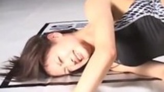 ワイルドマンミックスレスリングVS日本人美少女 ワイルドマンミックスレスリングVS日本人美少女