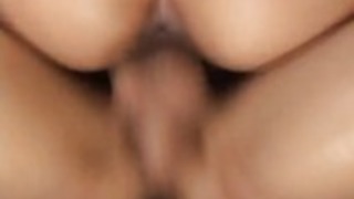 北沢亜美は2吸い込まディックスから精液をなめます 北沢亜美は2吸い込まディックスから精液をなめます