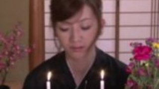 カノン花井はラフな方法で2コックをむさぼり食います カノン花井はラフな方法で2コックをむさぼり食います