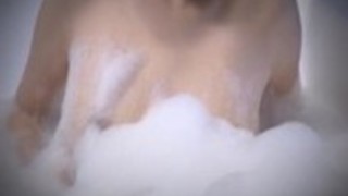 みるくいちご汚れた三人組に2つのコックをむさぼり食います みるくいちご汚れた三人組に2つのコックをむさぼり食います