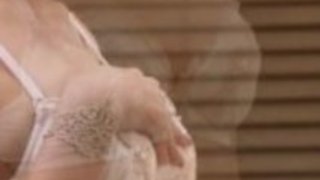 官能的な杏里は良い猫刺激を楽しんでいます 官能的な杏里は良い猫刺激を楽しんでいます