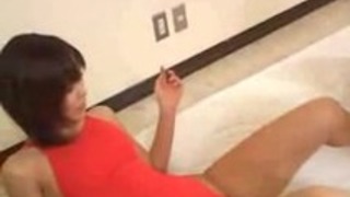 イエローキャットファイト顔面騎乗対アジア水着レッド イエローキャットファイト顔面騎乗対アジア水着レッド