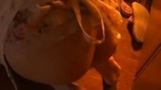 日本の女の子はbed.aviで滑らかな騎乗位を攻撃しました 日本の女の子はbed.aviで滑らかな騎乗位を攻撃しました