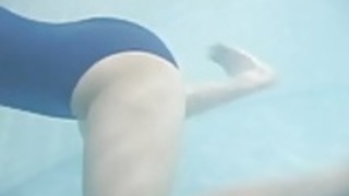 水のスーツ 水のスーツ