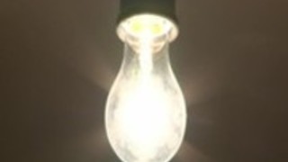 アジアの裸の囚人は時計じかけのオレンジ処理を通過します アジアの裸の囚人は時計じかけのオレンジ処理を通過します