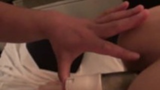 アジアのふしだらな女は曲がっていると、彼女は丁重に犯されるべき取得します アジアのふしだらな女は曲がっていると、彼女は丁重に犯されるべき取得します