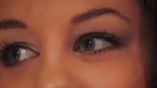 シックスoldmenポーカープレイヤーは、賭けのために21小さなをgangabang シックスoldmenポーカープレイヤーは、賭けのために21小さなをgangabang