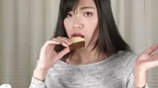 巨乳アジアの食 巨乳アジアの食