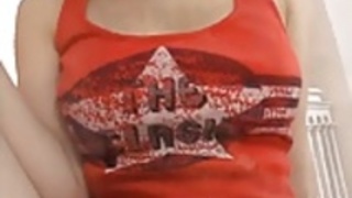 赤で上原セクシーなアジア可愛い人はきっとクリーム状にされます 赤で上原セクシーなアジア可愛い人はきっとクリーム状にされます