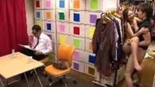 私の上司に日本人の女の子クソ次 私の上司に日本人の女の子クソ次