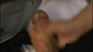 浅川レイジャークディナーテーブルの下に彼女の日付をオフ 浅川レイジャークディナーテーブルの下に彼女の日付をオフ