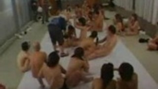 日本のアジアのセックスクラブで乱交 日本のアジアのセックスクラブで乱交