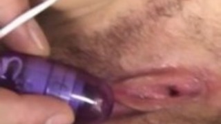 不明なモデルの女興奮と三人組で男によってセックスしています 不明なモデルの女興奮と三人組で男によってセックスしています