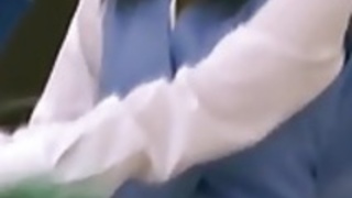 日本人女性のスカート2