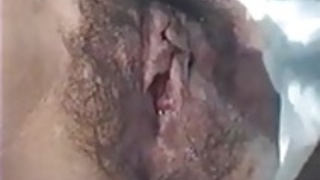 彼女は48yearsです 彼女は48yearsです