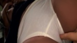 童顔娘がおっさんのチンポを無理矢理突っ込まれる 童顔娘がおっさんのチンポを無理矢理突っ込まれる