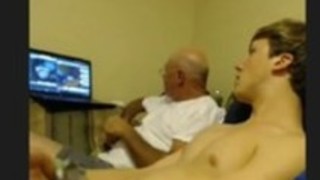 カムの女の子にオールドガイヤングガイ撫でる:ゲイポルノgaycams69.info カムの女の子にオールドガイヤングガイ撫でる:ゲイポルノgaycams69.info