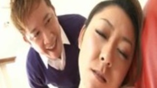 脂肪下品な裂け目女は、巨根を吸います 脂肪下品な裂け目女は、巨根を吸います