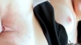 ポルノを作る18歳のかわいこちゃん ポルノを作る18歳のかわいこちゃん