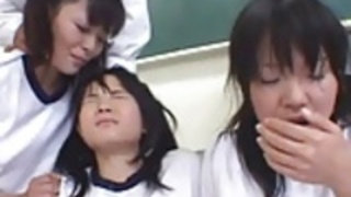 日本の女の子を吐きます 日本の女の子を吐きます