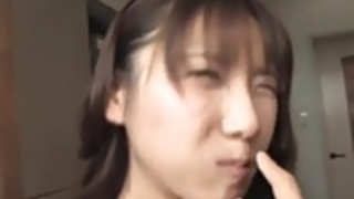 相沢桃は、陰部なめとめちゃくちゃを剃りました 相沢桃は、陰部なめとめちゃくちゃを剃りました