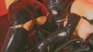 巨乳ラテックスベイブ 巨乳ラテックスベイブ