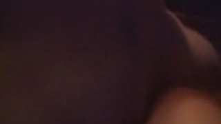 男はバスルームに猫のかわいい素敵な女の子をパック 男はバスルームに猫のかわいい素敵な女の子をパック