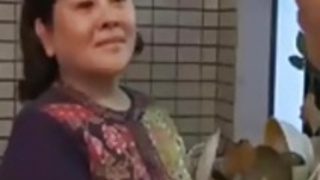 JapaneseBBW熟母とない彼女の息子 JapaneseBBW熟母とない彼女の息子