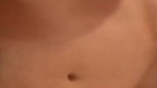 デビは膣で犯さ巨乳の人形 デビは膣で犯さ巨乳の人形